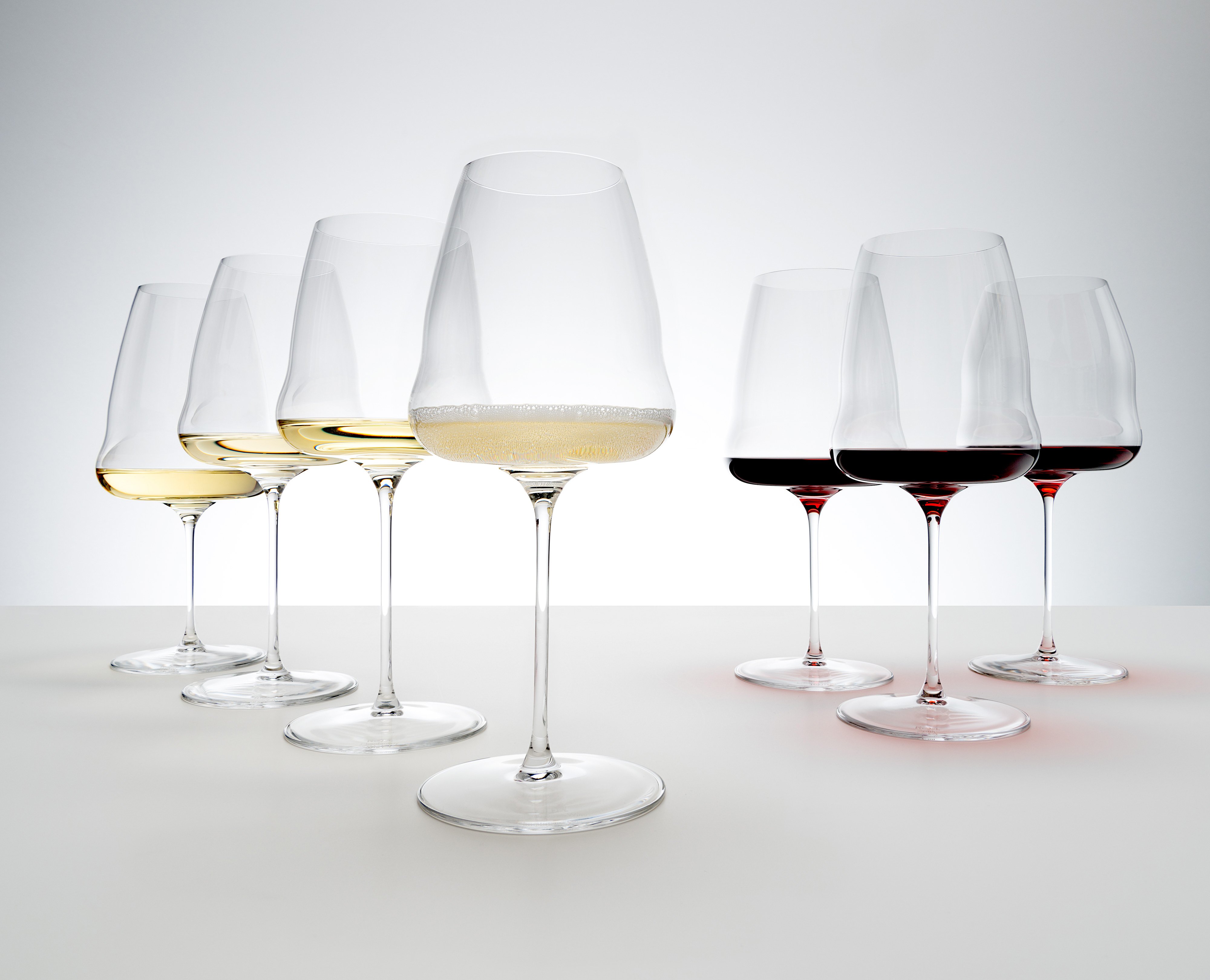THE FIRST Chardonnay White Wine Glass – Global Hotelware